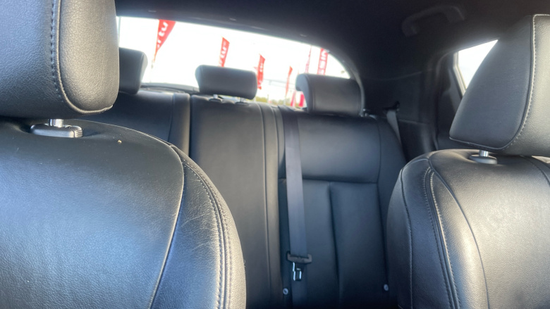 Nissan Juke 1.2 DiG-T Tekna Pulse 5dr Petrol Hatchback